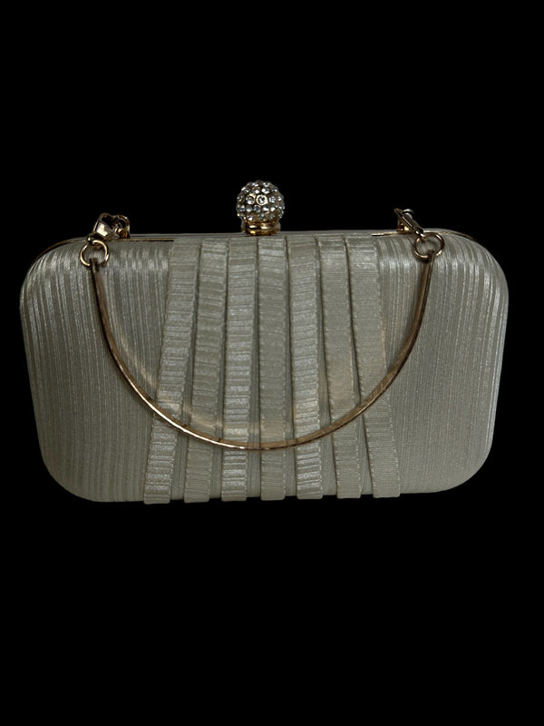 Elegance Essence Clutch